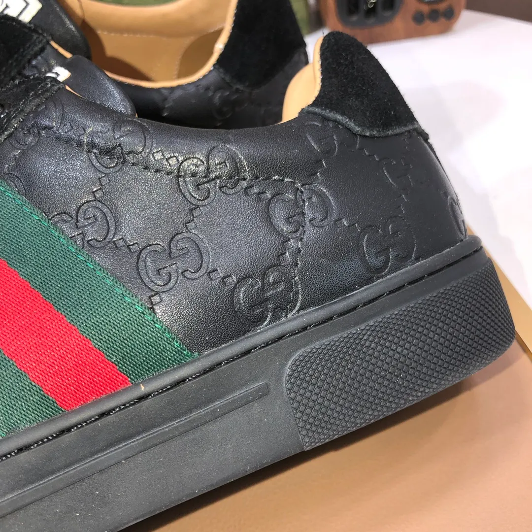 Men's shoes💰440💰[GUCCI] Official website 1:1 men's sports shoes are now on the market. They are made of original fabric + water-dyed sheepskin lining, plus the official website original 1:1 comfortable outsole. Fashionable and versatile, super comfortable and breathable. Standard shoe size 38/45 (custom-made size 45 is non-refundable)